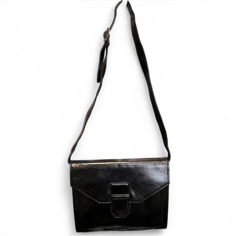 SOLD! Vintage YSL Black Leather Shoulder Bag